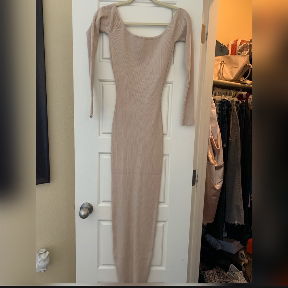 Long backless long sleeve ribbed dress